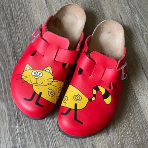 BIRKENSTOCK Boston Clogs Kitty Cat